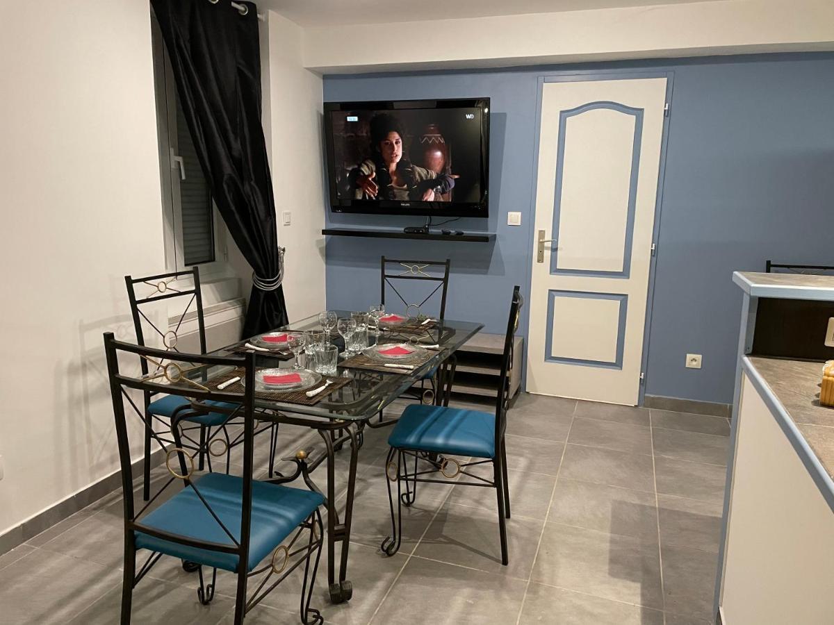 Appartement Chez Nous -Parking Gratuit Et Wifi A Vierzon Extérieur photo