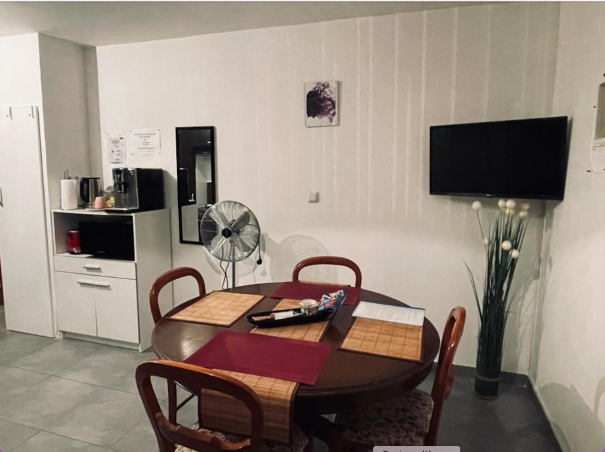 Appartement Chez Nous -Parking Gratuit Et Wifi A Vierzon Extérieur photo
