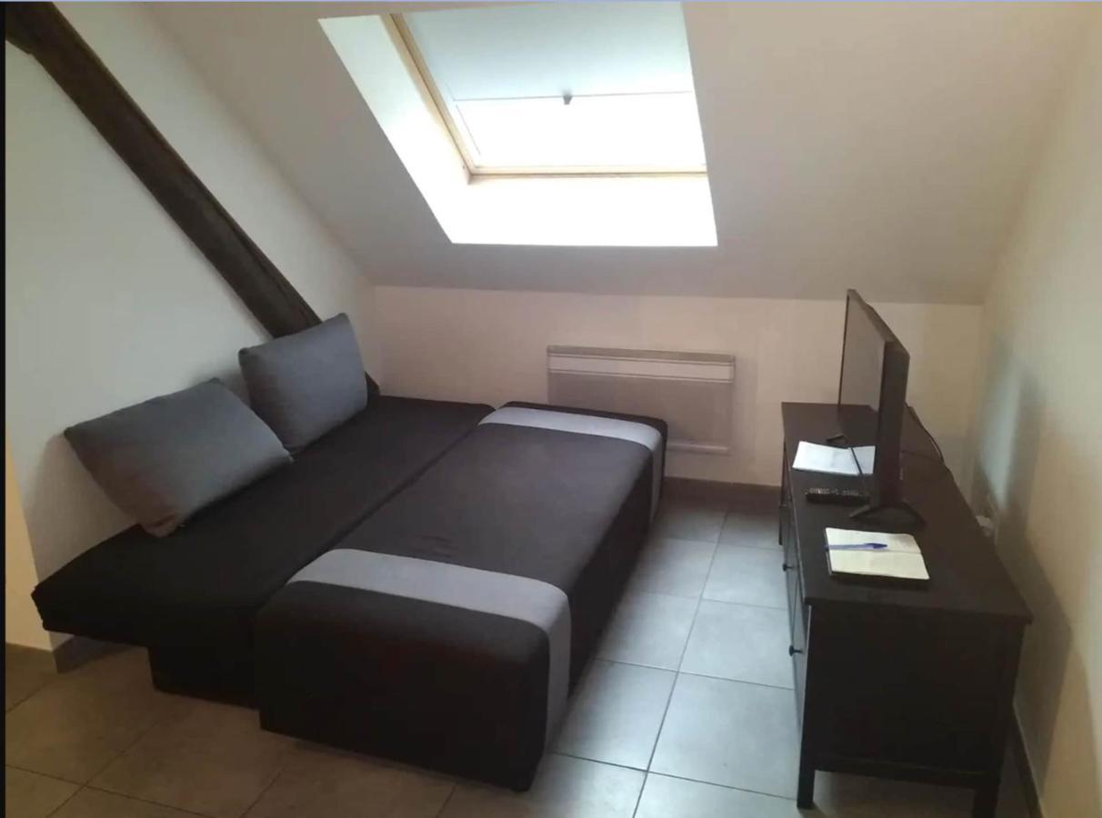 Appartement Chez Nous -Parking Gratuit Et Wifi A Vierzon Extérieur photo