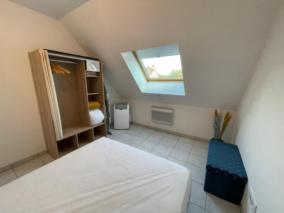 Appartement Chez Nous -Parking Gratuit Et Wifi A Vierzon Extérieur photo